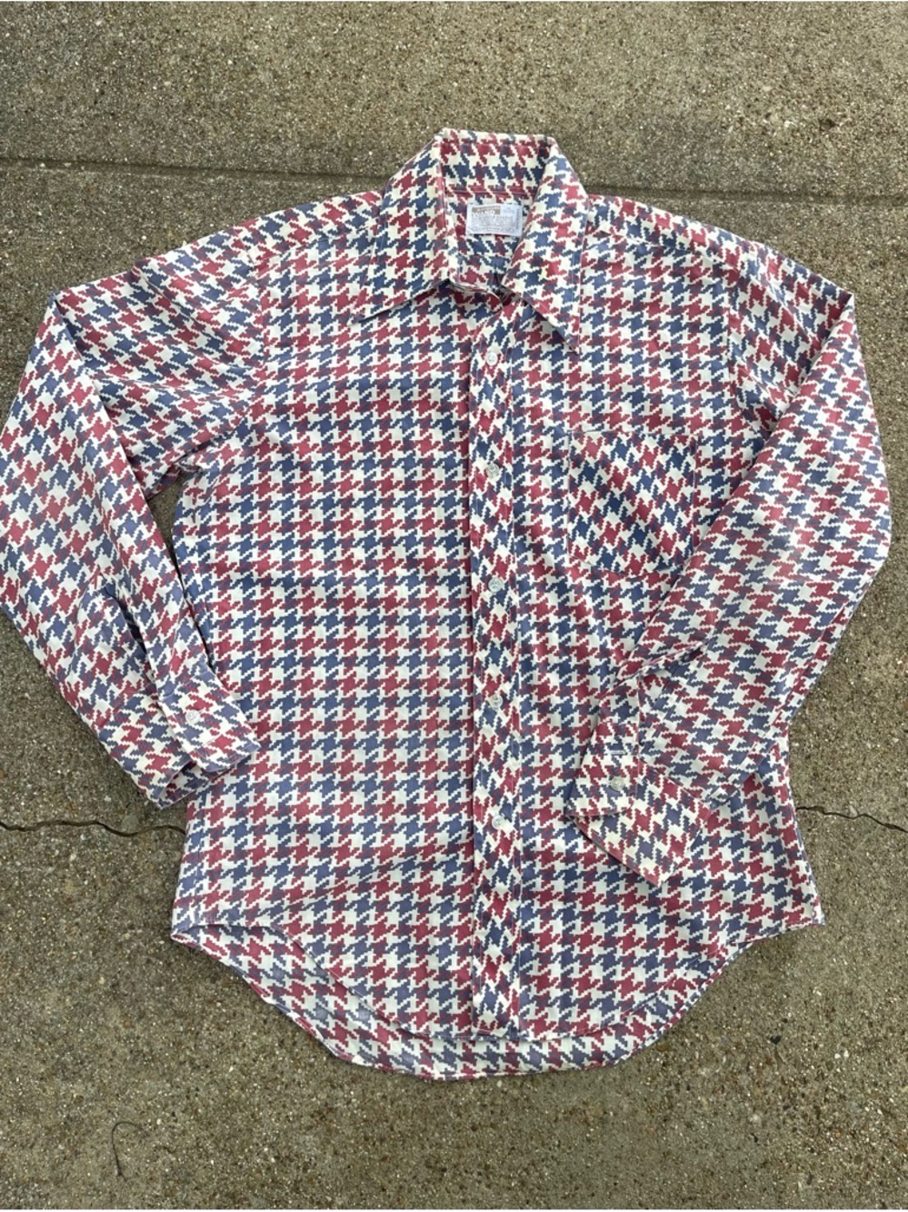 Men's Vintage Houndstooth Button-Up Shirt